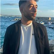 Cintura nera 3° Dan in Karate Shotokan con 10 anni di esperienza come atleta offre lezioni private per principianti